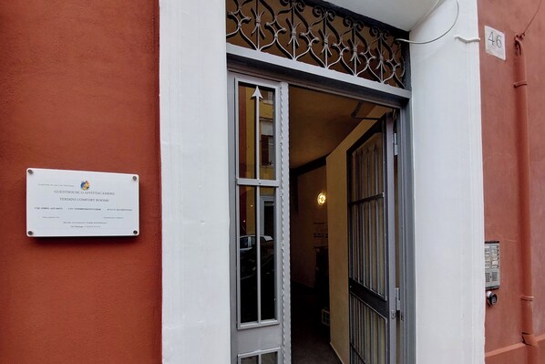 Bagian depan properti