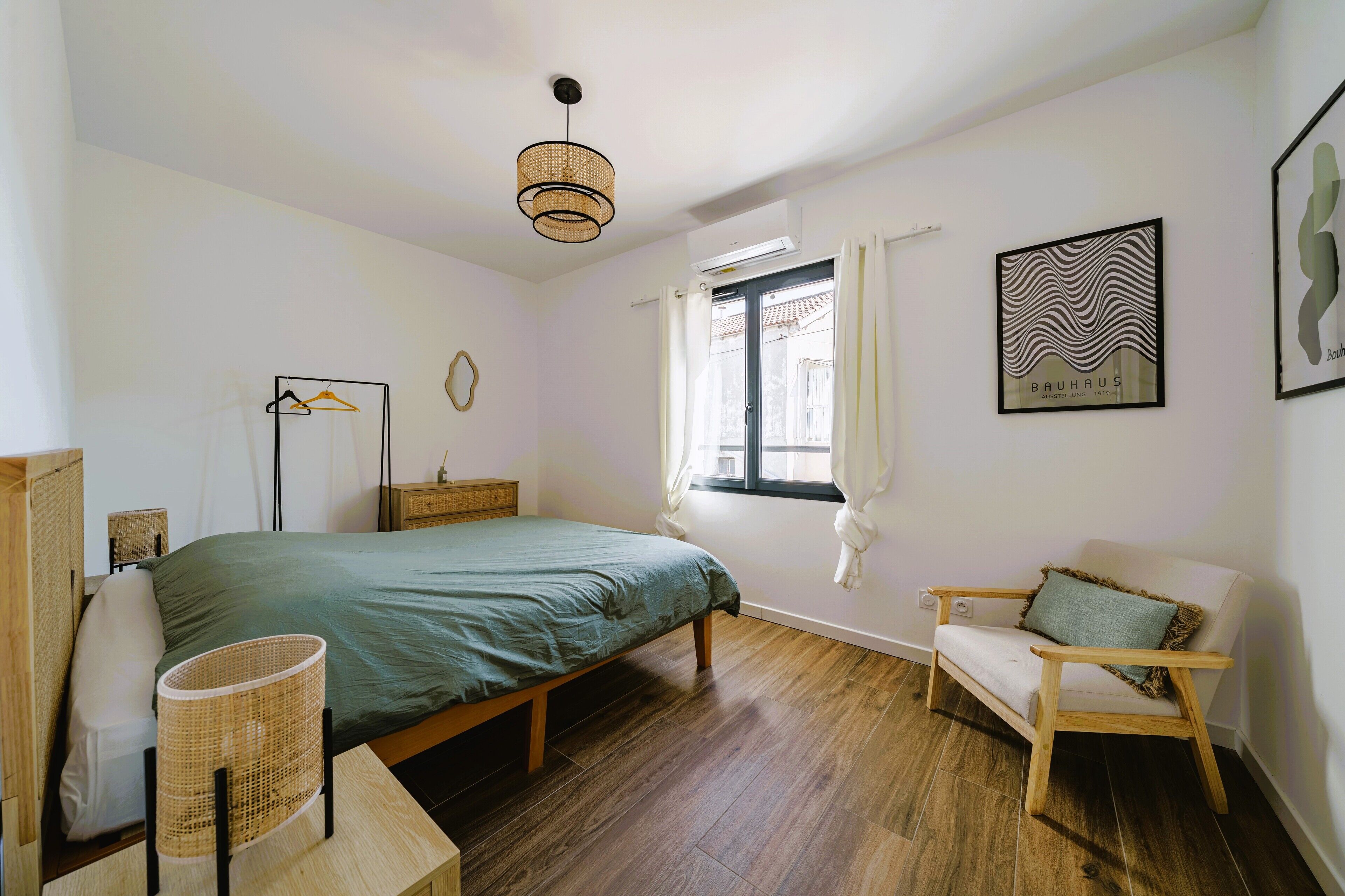 3 soverom, strykejern/-brett, reiseseng for barn og wi-fi (inkludert)