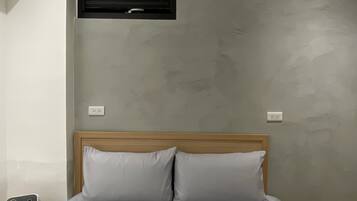 Soundproofing, free WiFi
