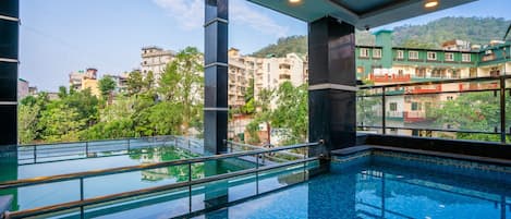 Piscine sur le toit