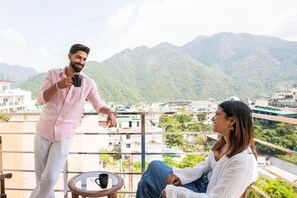 Superior Tek Büyük Yataklı Oda | Balkon