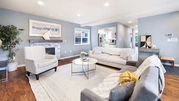 TV, fireplace, offices