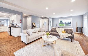 TV, fireplace, offices