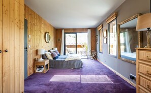 5 chambres, fer et planche à repasser, Wi-Fi gratuit, draps fournis