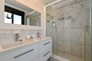 Apartment | 5 bedrooms - Apartment Aram in Platja de l Arenal (Javea)
