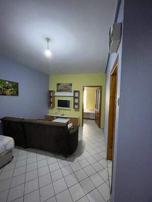 套房, 城市景觀 | 迷你吧、書桌、隔音、熨斗/熨衣板