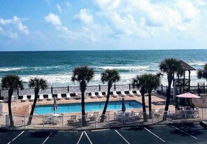 屋内プール、屋外プール