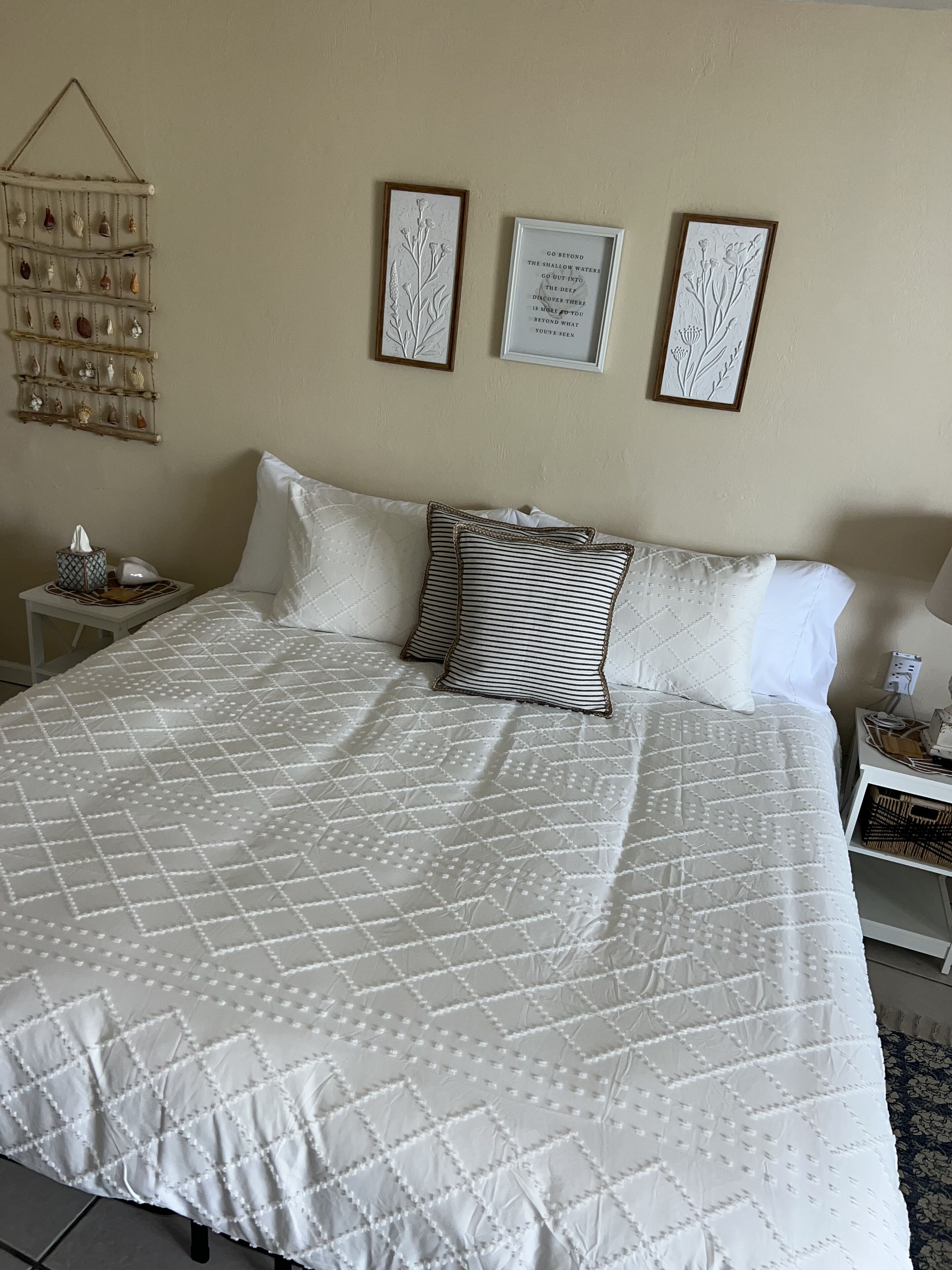 1 chambre, fer et planche à repasser, Wi-Fi gratuit, draps fournis