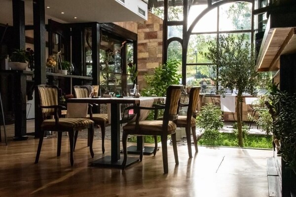 Bahus Inn - Belgrado