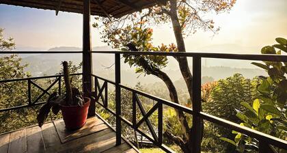 Entire Property:1BHK Cottage with Attic,Kitchen & Sunset View Deck |Near Munnar