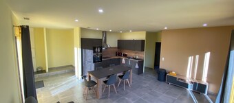Charming bright apartment with large living room and 2 bedrooms - Comfort guaranteed