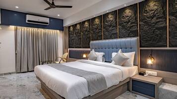 Sviitti | Työpöytä, ilmainen Wi-Fi