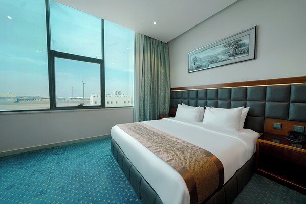 Junior appartement, uitzicht op de stad | Geluiddichte muren, gratis wifi