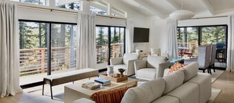 LUX Private Modern Villa | Pool, Spa, & Dogs OK