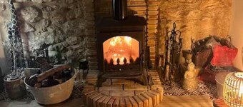 House -sleeps6, Pet Friendly, Garden, Fireplace