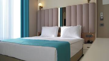 Ropa de cama hipoalergénica, minibar, wifi gratis y ropa de cama