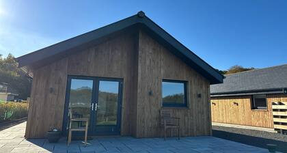 Charming Countryside Cottages – Cozy Stays with Modern Comforts