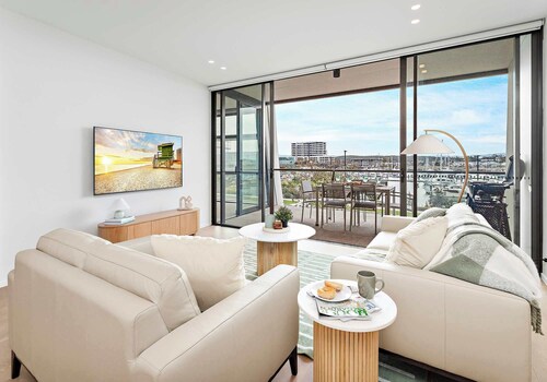 Marinafront Retreat Shell Cove