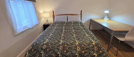 2 chambres, fer et planche à repasser, accès Internet, draps fournis