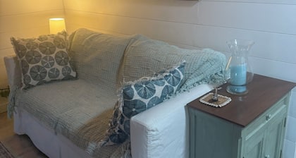 1 minute walk to Wells beach-1Br Beach Condo in Wells-A Perfect Coastal Escape!