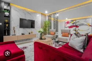 Flat-screen TV - Sapphire Heights Apartments (Lagos)