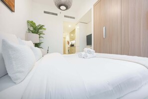 Iron/ironing board, WiFi