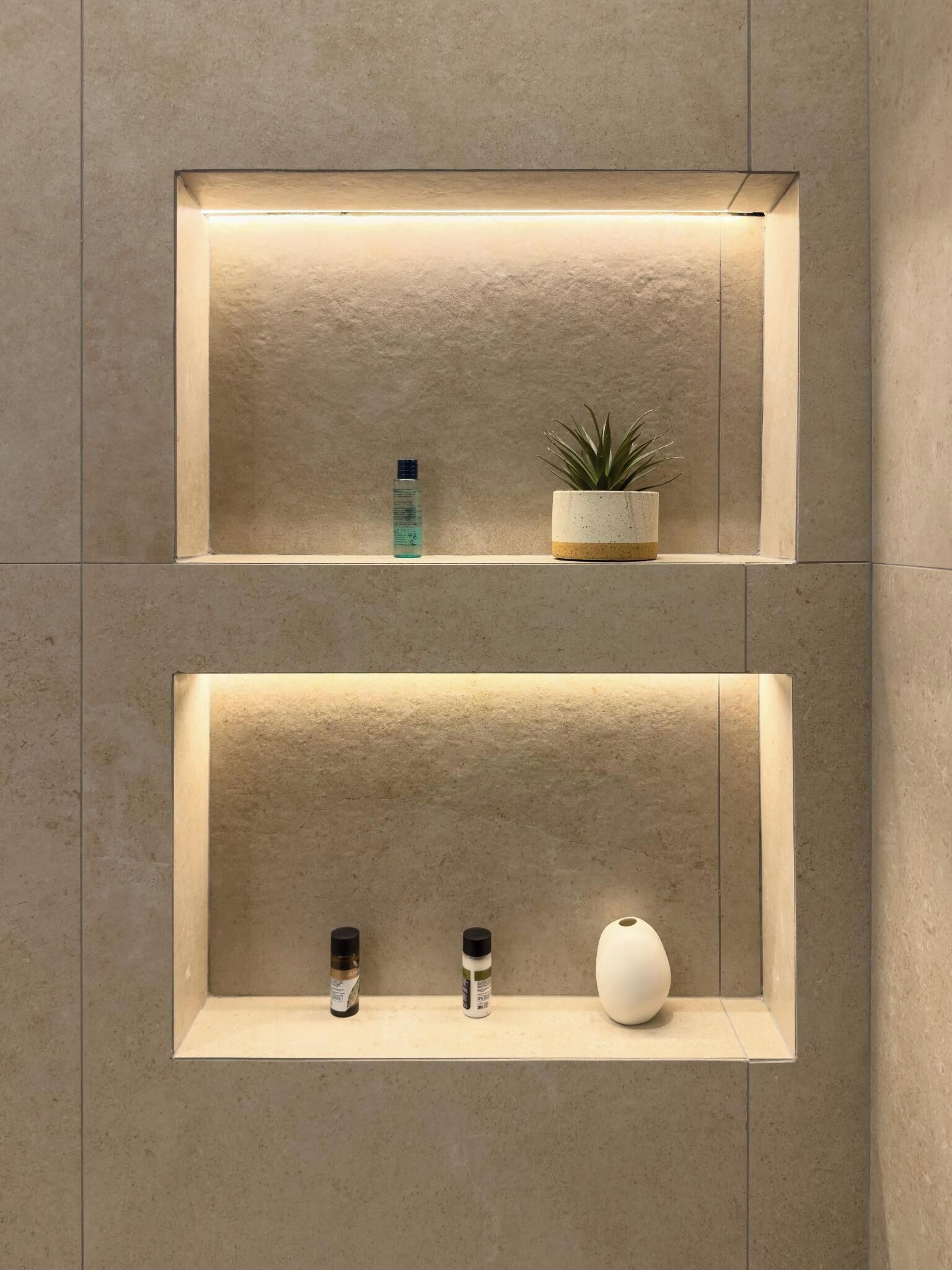 Luxury Apartment, Balcony, City View | Bathroom | Shower, rainfall showerhead, eco-friendly toiletries, hair dryer