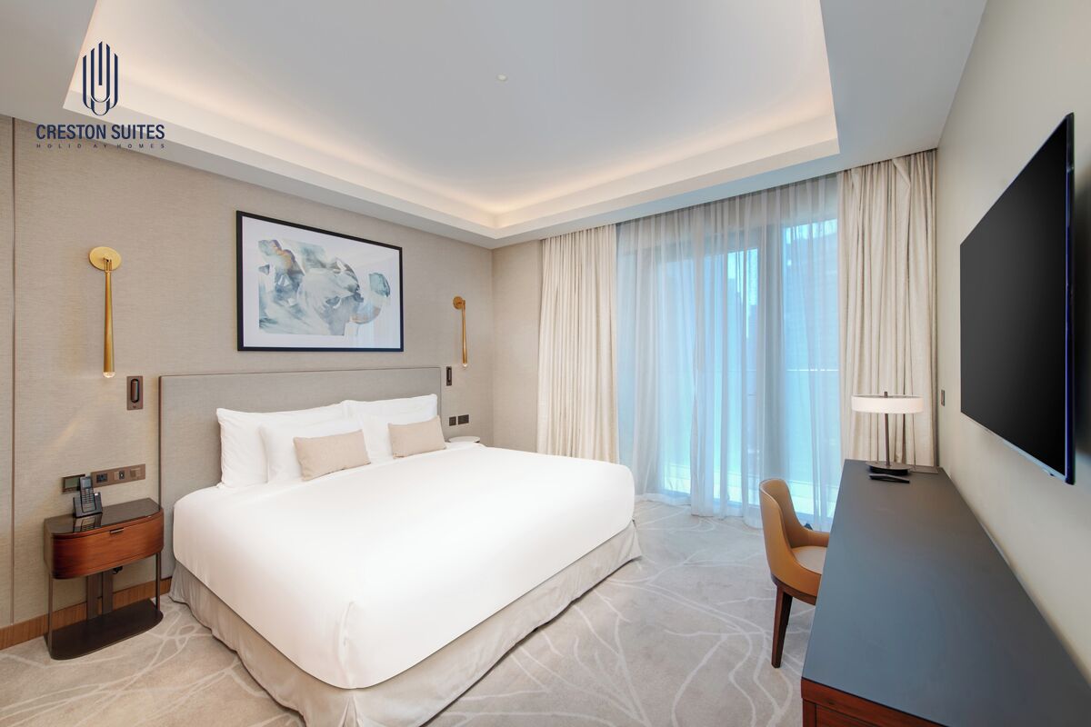 Opera Luxe 2BR | Walk to Dubai Mall and Burj Khalifa | Desk, free WiFi, bed sheets