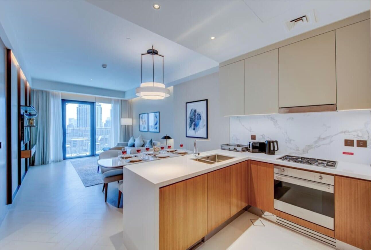 Stylish 2BR in Address Residences Dubai Opera - Access to Pool and Gym | Living area