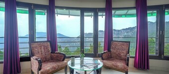 Hotel CK International By Pax Hotels