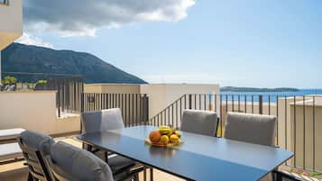 Deluxe Apartment, 3 Bedrooms, Sea View | Terrace/patio
