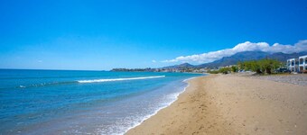 Gialos Wave - 30 meters from sandy beach