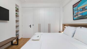 Classic Apartment, Balcony | 2 bedrooms, Egyptian cotton sheets, premium bedding, memory foam beds