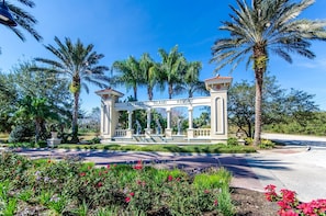 Property grounds - Epic Emerald Island Grand Retreat (Kissimmee)