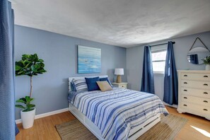 5 bedrooms, iron/ironing board, travel cot, WiFi