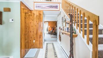 Townhome, 2 Bedrooms | Interior