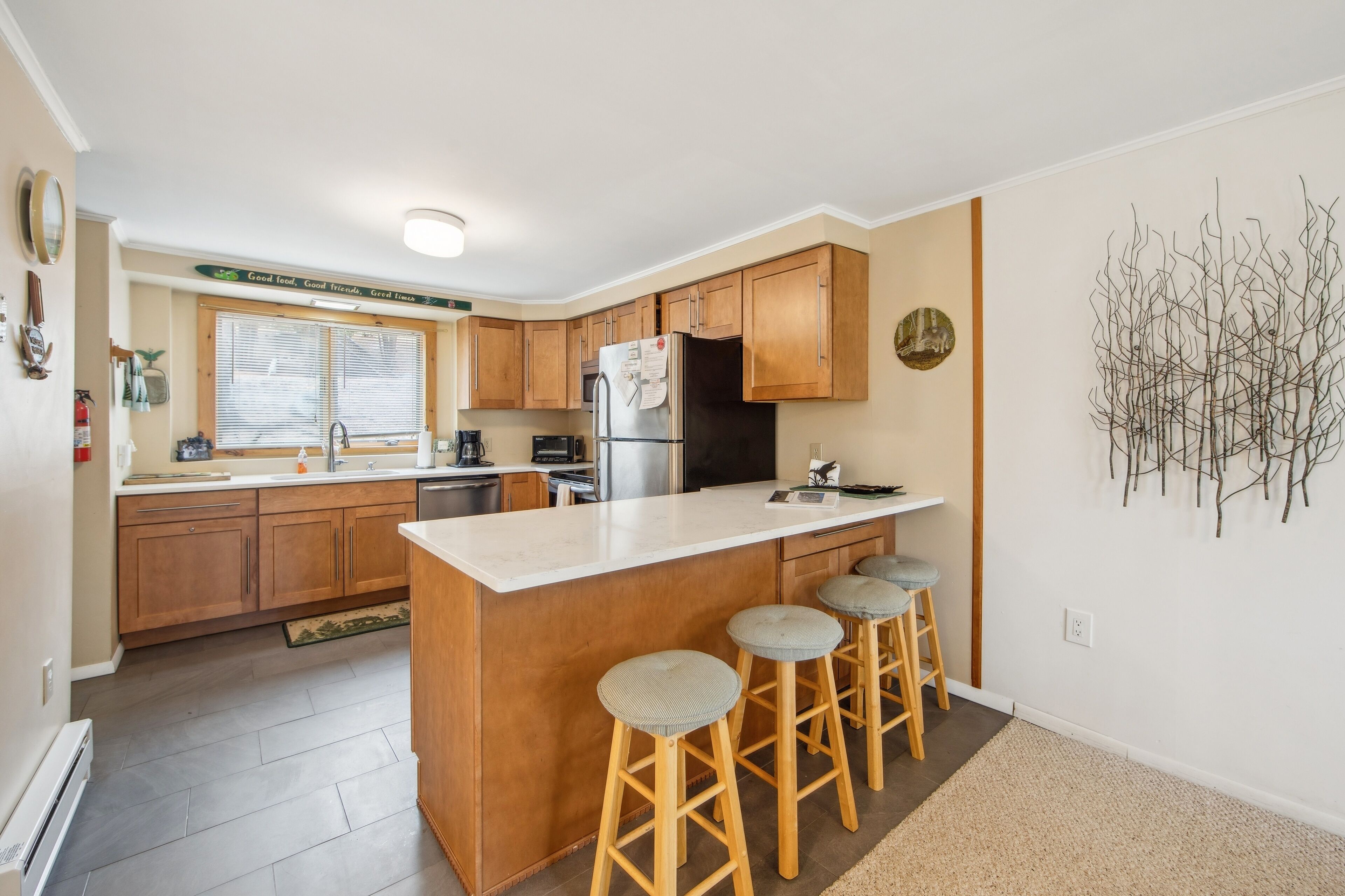 Townhome, 2 Bedrooms | Private kitchen | Fridge, oven, coffee/tea maker, toaster