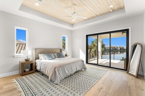 7 habitaciones, escritorio, tabla de planchar con plancha y wifi 