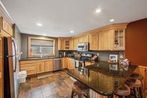 타운홈, 침실 3개 | 전용 주방 | 냉장고, 오븐, 커피/티 메이커