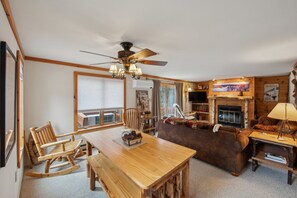 Townhouse, 2 soverom | Oppholdsområde