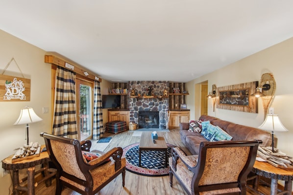 Townhome, 2 Bedrooms | Living area | Smart TV, streaming services - Straight Brook 5d - Adirondack-style Townhome 2 Bedroom Townhouse by The Summit at Gore Mountain (North Creek)