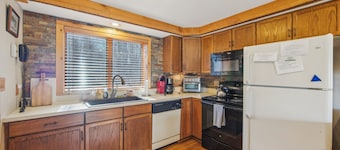 Echo 7 Building D - Retreat With Mountain Views 2 Bedroom Townhouse