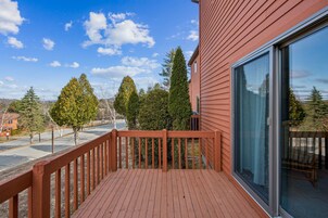 Townhome, 3 Bedrooms | Terrace/patio