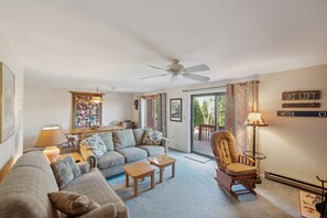 Stadtwohnung, 3 Schlafzimmer | Wohnbereich