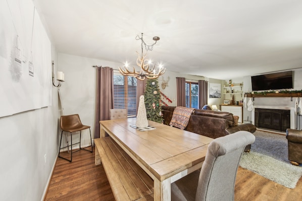 Townhome, 3 Bedrooms | Interior - Hedges 7j - Comfortable Mountain Retreat 3 Bedroom Townhouse by The Summit at Gore Mountain (North Creek)