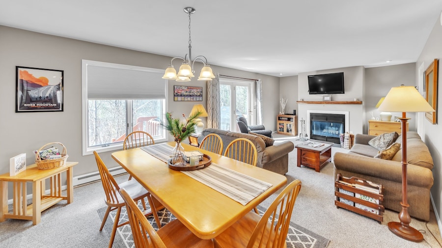 Fox Lair 29l - Cozy End Unit With Mountain Views 2 Bedroom Townhouse by The Summit at Gore Mountain