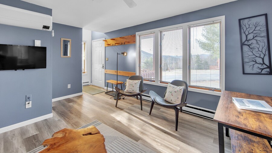 Little Cloud 10m Retreat With Adirondack Charm 1 Bedroom Townhouse by The Summit at Gore Mountain