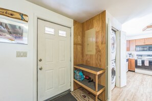 Townhome, 3 Bedrooms | Interior