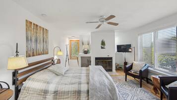 Townhome, 1 Bedroom | 1 bedroom, free WiFi