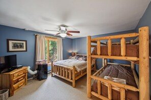 Townhome, 2 Bedrooms | 2 bedrooms, free WiFi